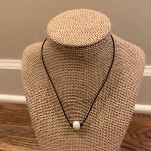 Single Pearl Leather Cord Necklace